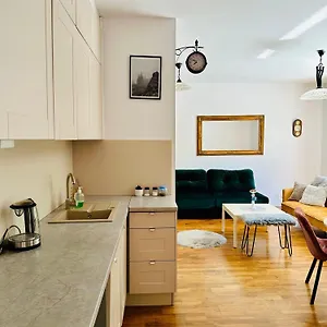  Apartament Pohulanka Old - Parking & Balcony